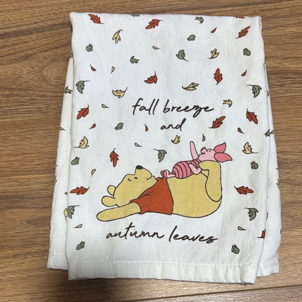 Disney Winnie the Pooh White Towel